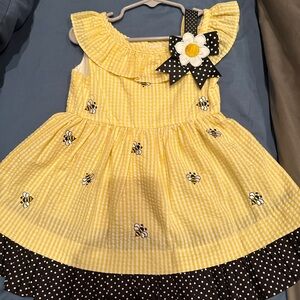 Absolutely Beautiful Worn Once Perfect Yellow Seersucker Dress size 2t